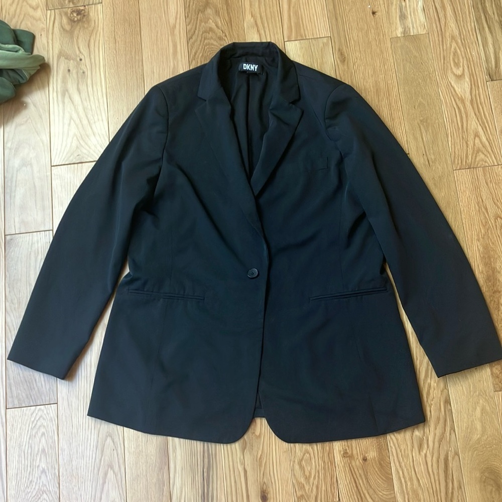 DKNY black long line blazer size Large
